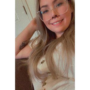 Meet your Posher, Jillian